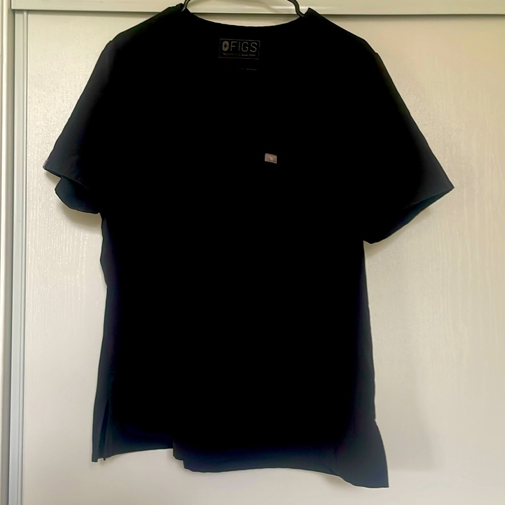 FIGS Catarina top black, size large